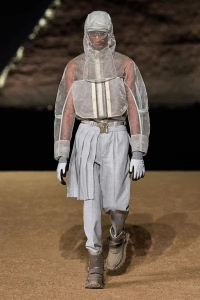 Look 6